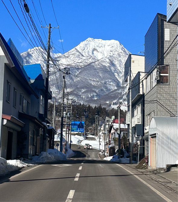 Whiteroom Myoko. 7 Night Stays with Hire Car Included.