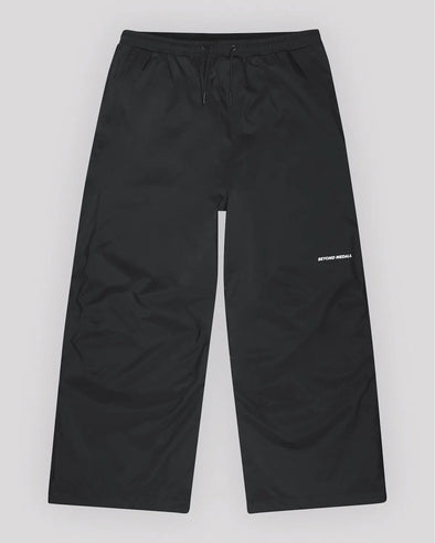 Beyond Medals Park Pant Black